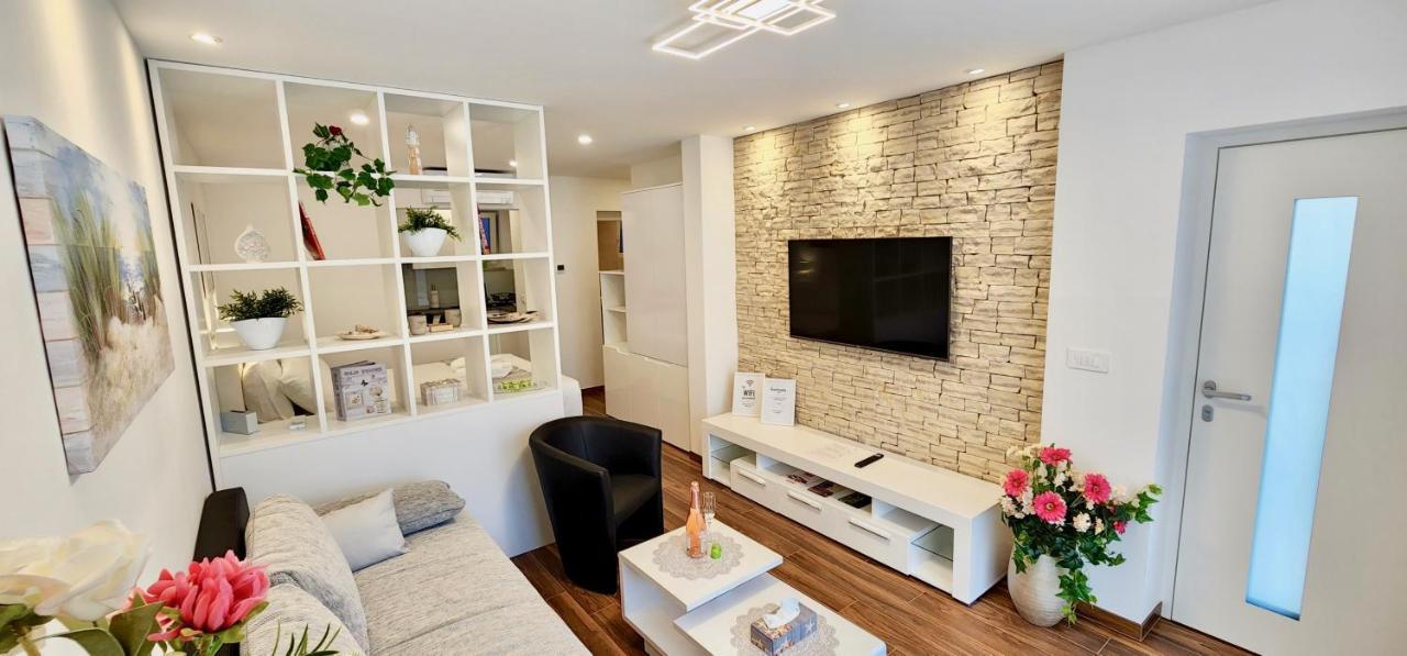 Bella Lucia Apartment *